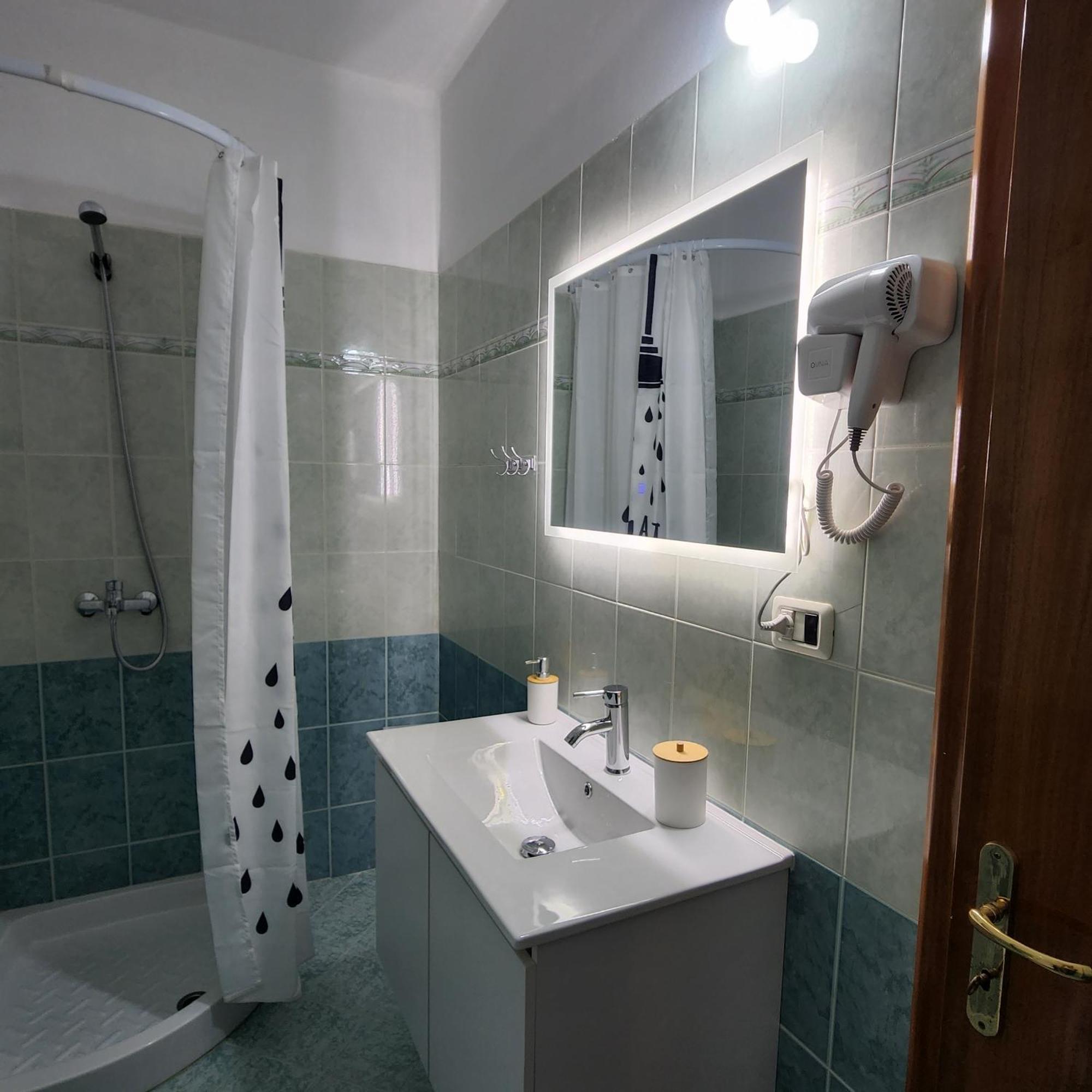 Sunsea Sarande